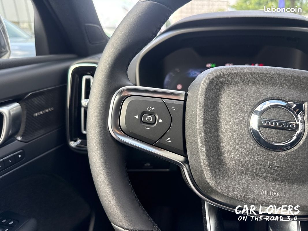 VOLVO XC40 B3 163 ch DCT7 Plus (image 23)