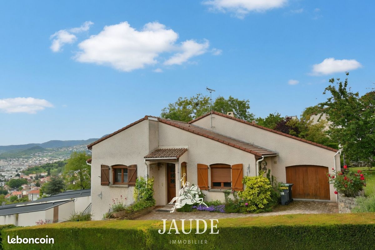 Maison 4 pièces 126 m² · à Clermont-Ferrand · 126 m² · 389 500 €