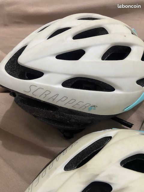 Lot 2 casques vélo enfant (image 5)