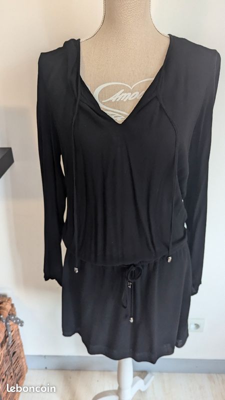 Robe noire ikks (image 4)