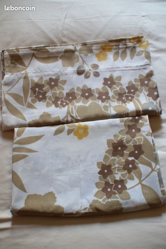 Lot de draps et de taies (image 5)