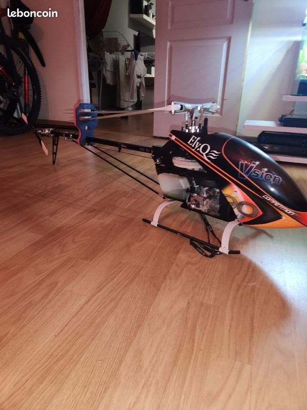 HELICOPTERE RC ALIGN tx 450 avec boite de transport et pièces détachées