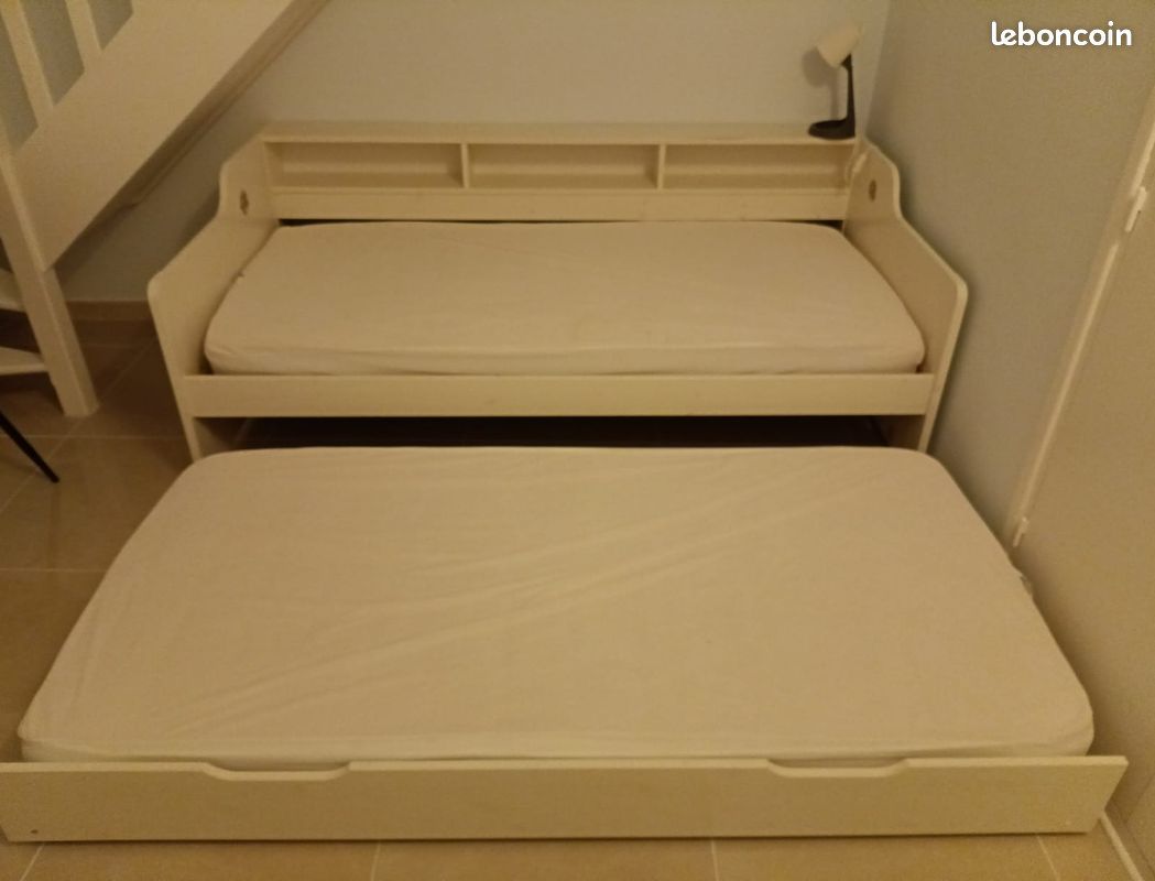 Deux lits simples + matelas neufs (image 2)