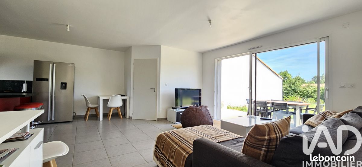 Maison 5 pièces 85 m² · à Essarts-en-Bocage · 85 m² · 230 000 €