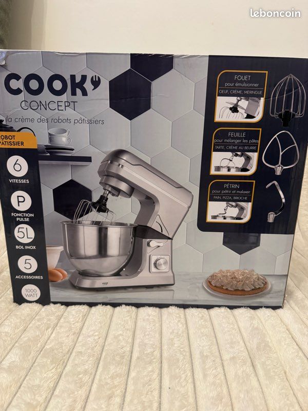 Robot Pâtissier Camry CR4223 - 2000W - Bol Inox 5L - 6 Vitesses - Neuf