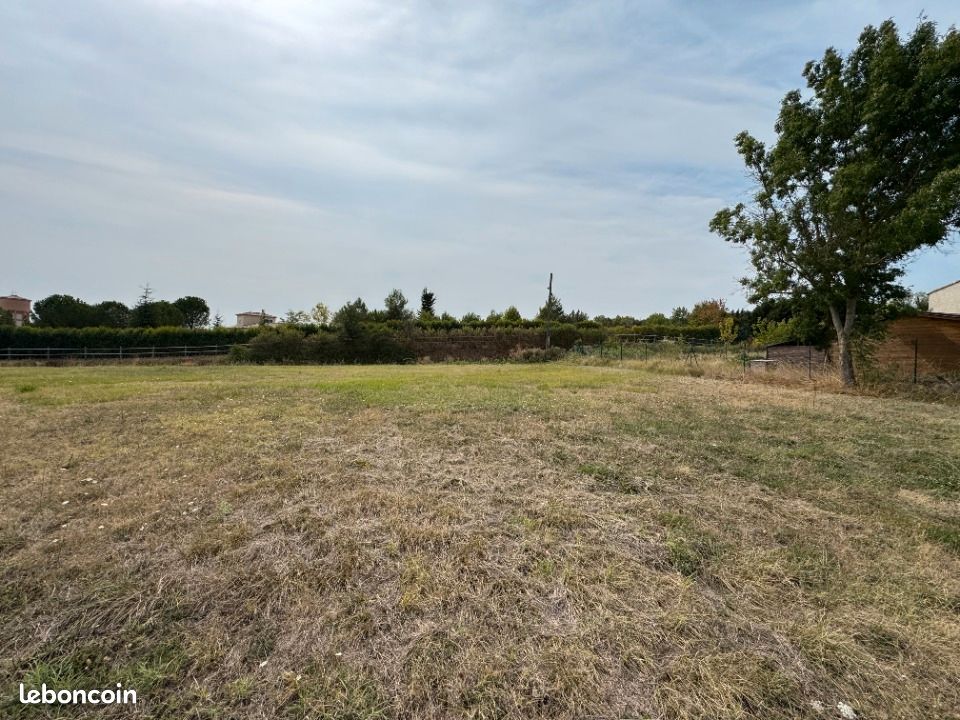 Terrain 1 438 m² La Cassaigne · 48 000 €