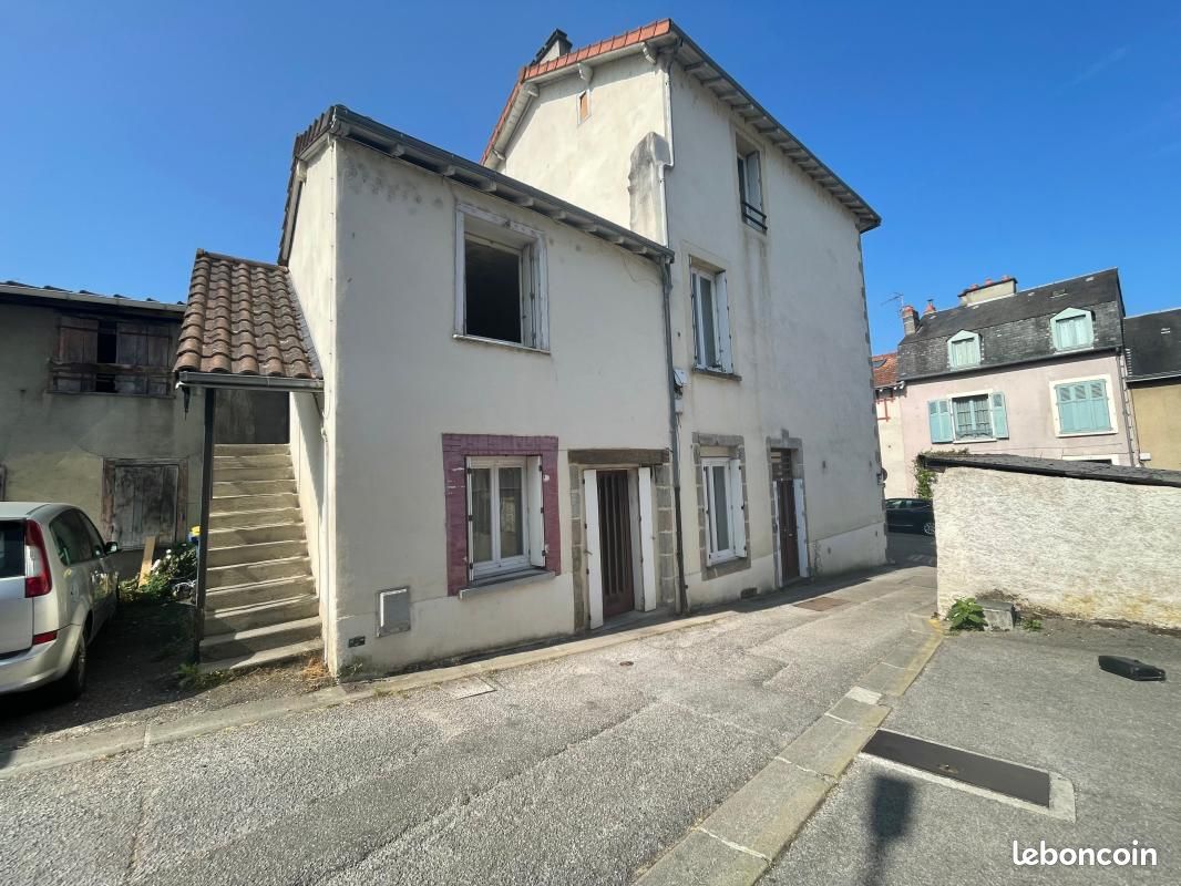 Immeuble 10 pièces 167 m² · à Limoges · 167 m² · 235 000 €