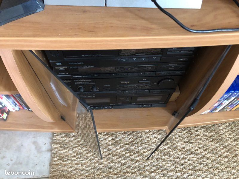 Meuble TV avec plateau tournant (image 3)
