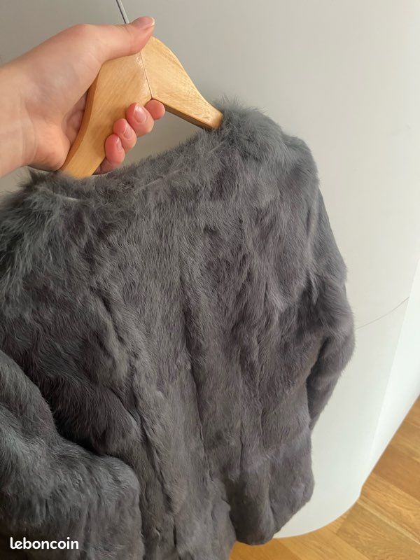 Manteau en fourrure de lapin grise (image 9)