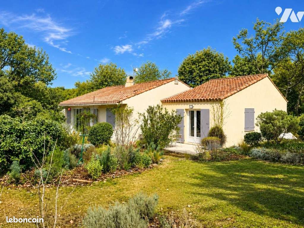 Maison 4 pièces 115 m² · à Rognes · 115 m² · 580 000 €