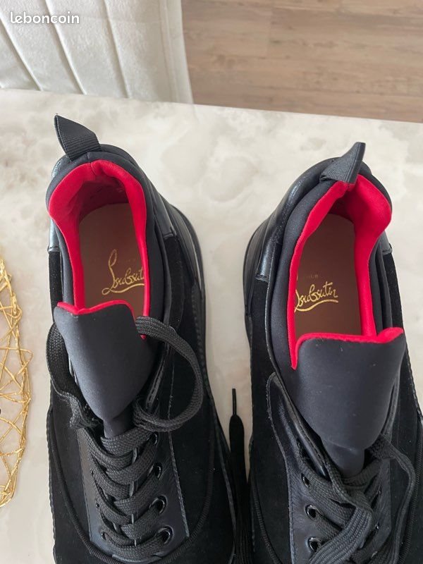 Christian Louboutin Baskets Noires – Intérieur Rouge – Chaussures