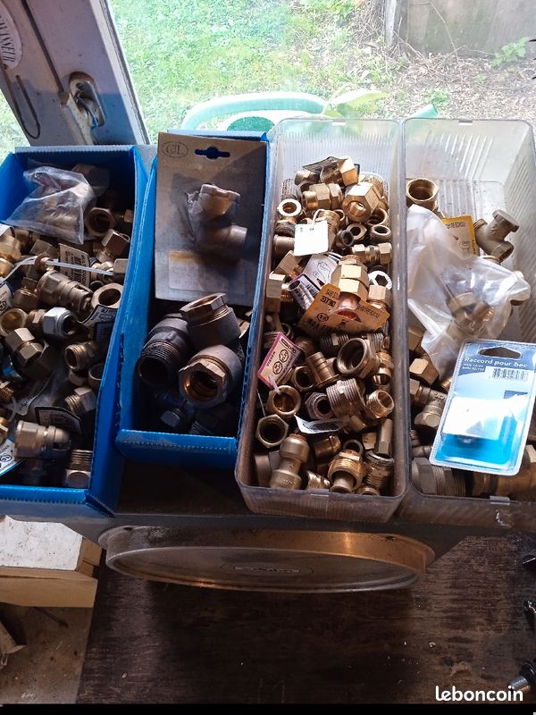 Troc Echange Lot de peche neuf sous blister d'origine sur