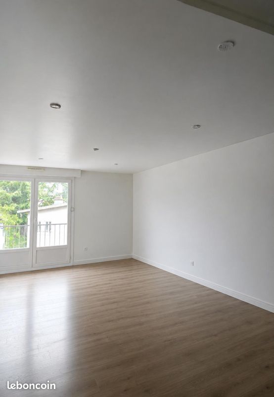 Appartement 3 pièces 70 m² · à Luxeuil-les-Bains · 70 m² · 670 €/mois