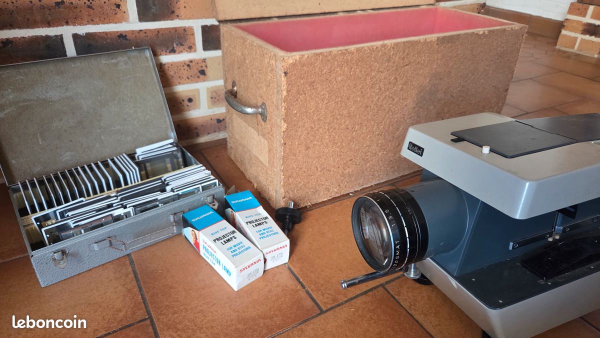 Rollei P11 .0 (Dia-Projektor) + 150mm / 110mm (6x6 / 24x36