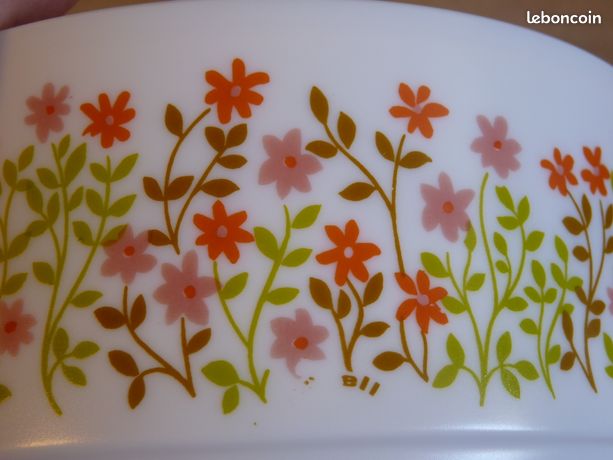 Bol arcopal fleurs oranges vintage - Arts de la table