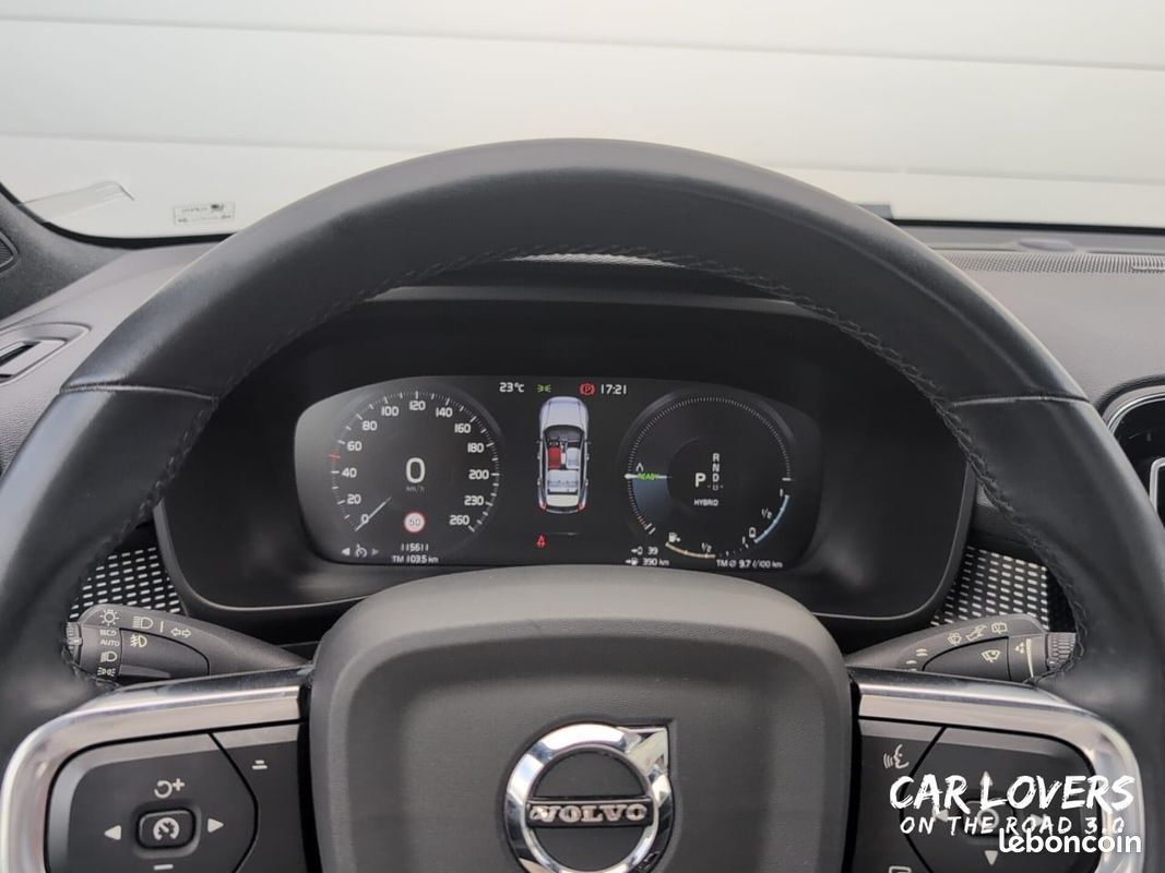 VOLVO XC40 T5 Recharge 180+82 ch DCT7 R-Design (image 12)