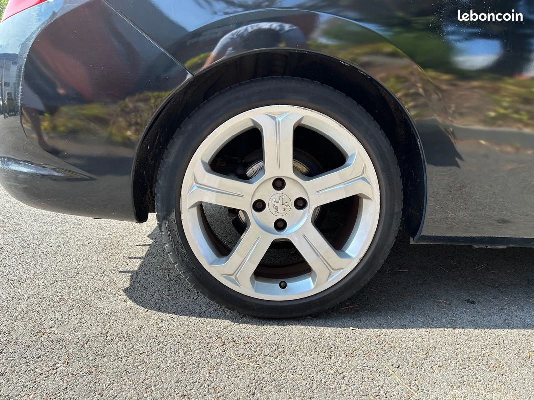 PEUGEOT 308 CC 2.0 HDi 16V 140ch FAP Féline (image 9)