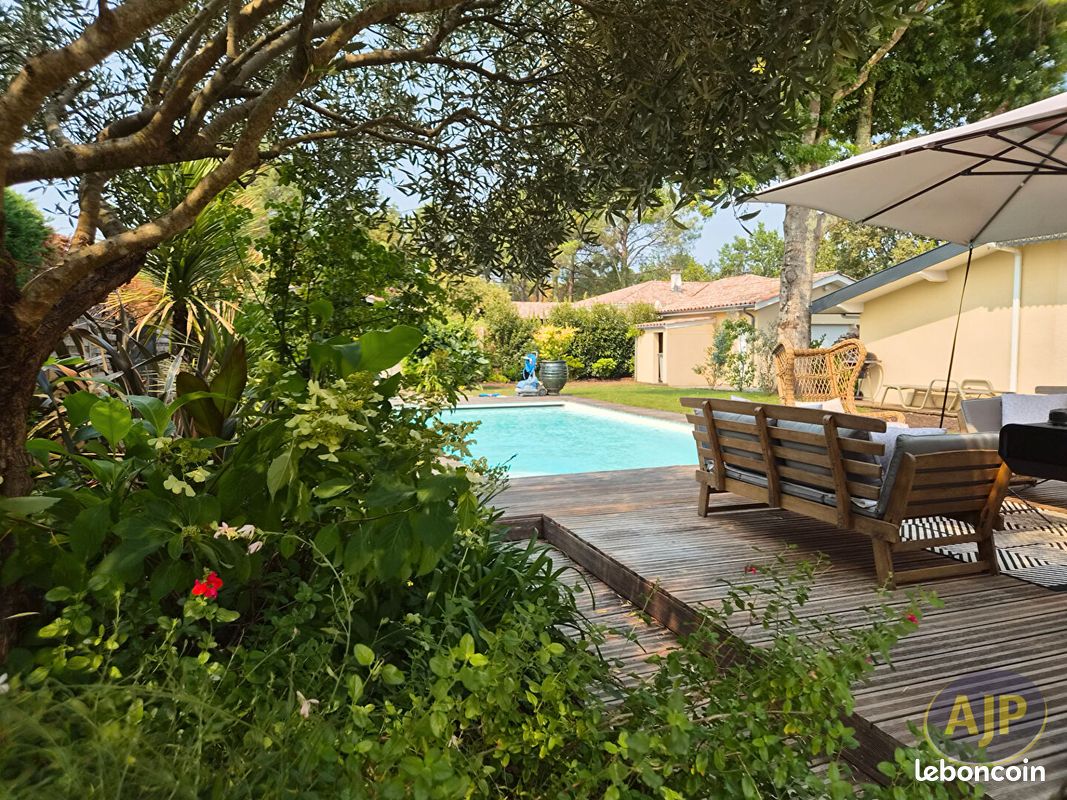 Maison 6 pièces 142 m² · à Lège-Cap-Ferret · 142 m² · 997 500 €