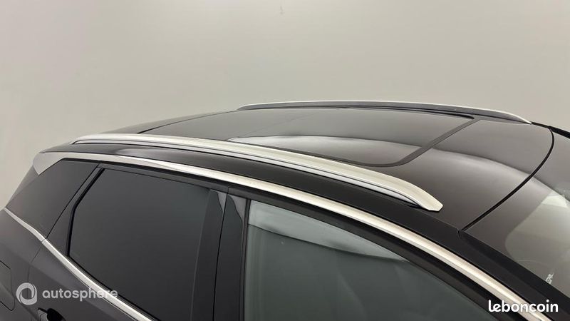 Peugeot 3008 HYBRID 225ch GT e-EAT8 (image 22)