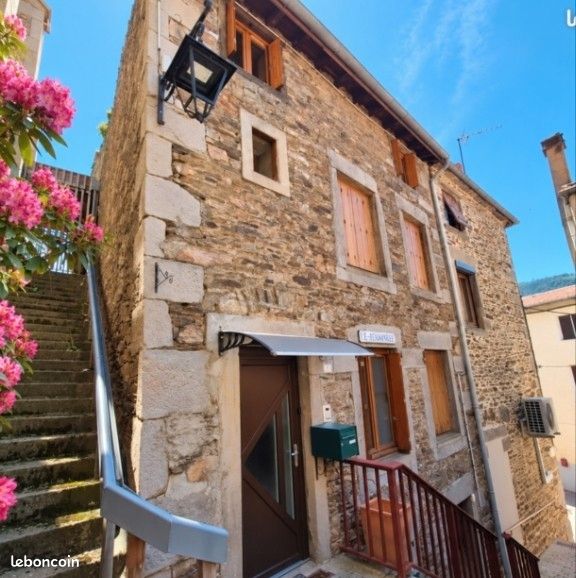 Maison 5 pièces 105 m² · à La Valla-en-Gier · 105 m² · 175 000 €