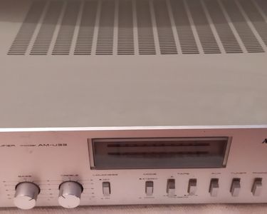 Akai - AM-U11 - Amplificateur intégré à semi-conducteurs Akai - AM-U11 - Amplificateur intégré à semi-conducteurs