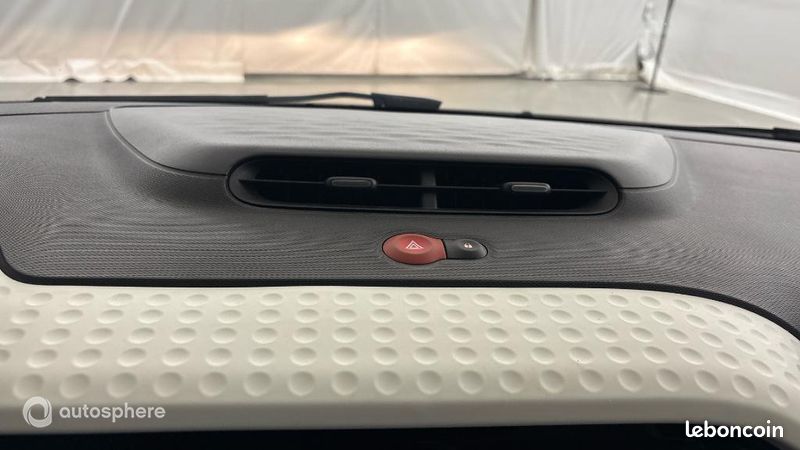 Renault Twingo 1.0 SCe 65ch Equilibre (image 26)