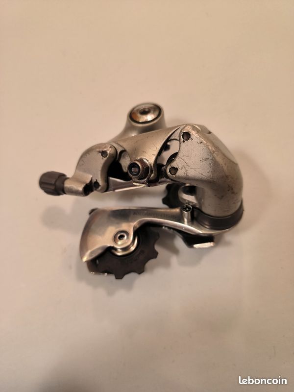 Dérailleur Arrière SHIMANO 105 RD 1056 8 Vitesses Chape Courte