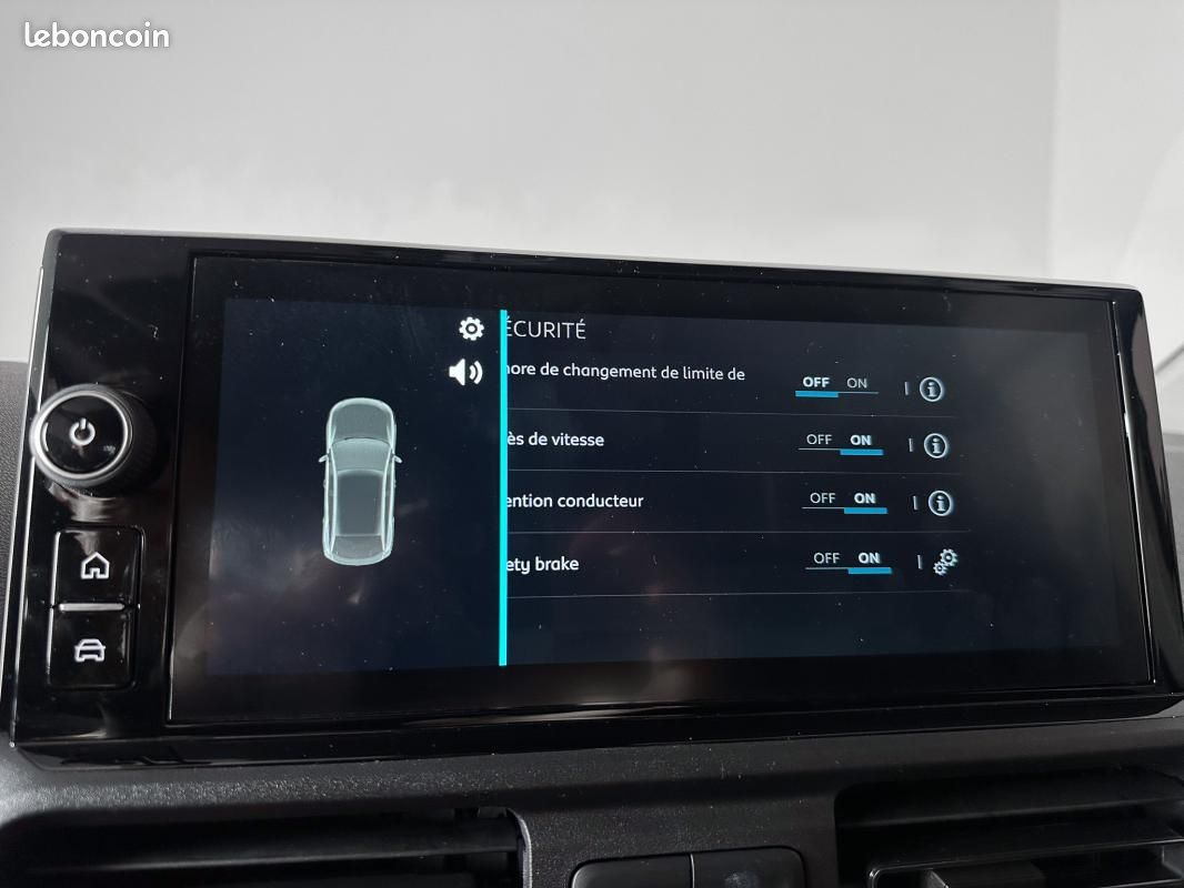 Citroën Berlingo VAN 3PL BLUEHDI 130CH -32% NEUF EAT8 S&S CARPLAY REGUL DAB FULL LED CABINE EXTENSO (image 15)