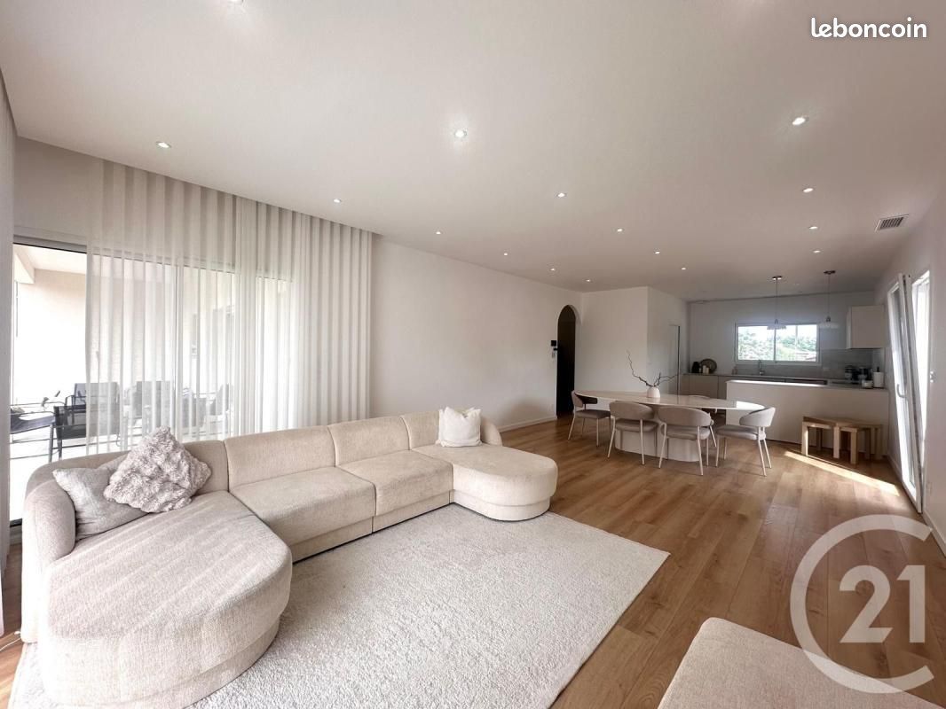 Maison 4 pièces 117 m² · à Cubzac-les-Ponts · 117 m² · 333 000 €