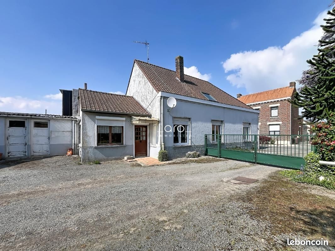 Maison 4 pièces 141 m² · à Camphin-en-Pévèle · 141 m² · 240 000 €