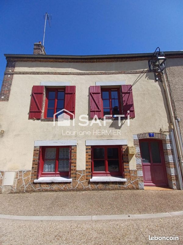 Maison 3 pièces 67 m² · à Villeneuve-sur-Yonne · 67 m² · 83 000 €
