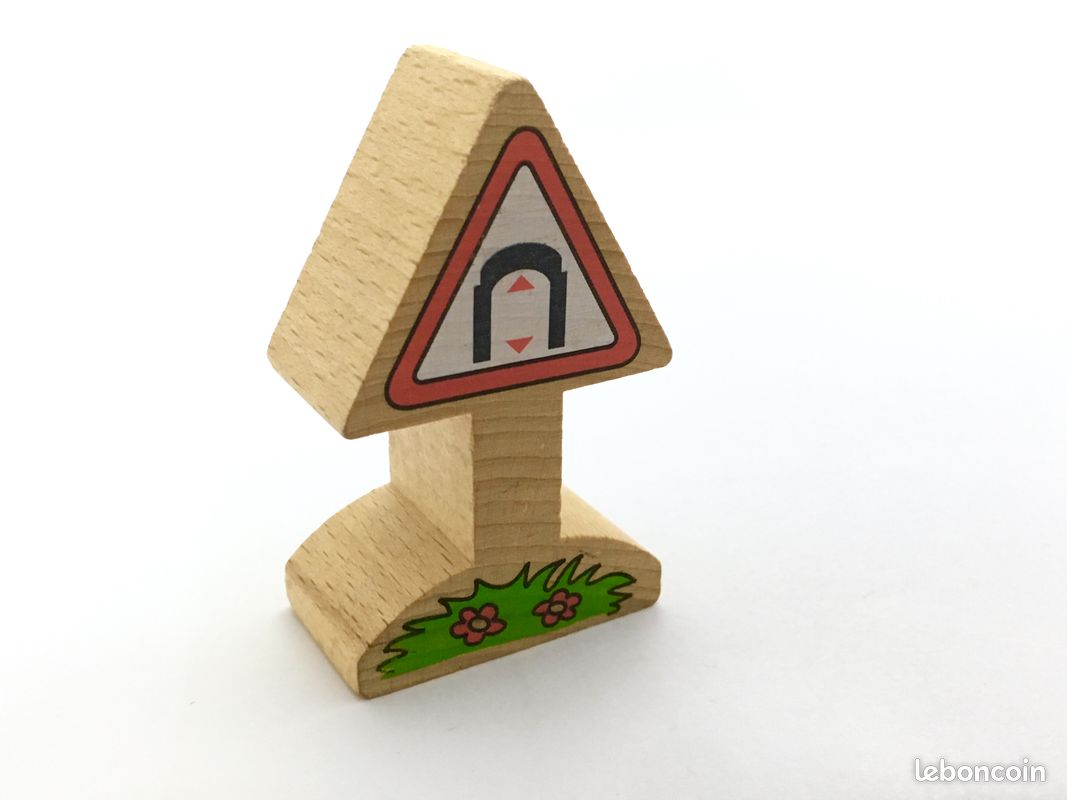 Compatible Brio - Panneau avertissement tunnel (tout en bois) / Tunnel Traffic Sign (image 1)