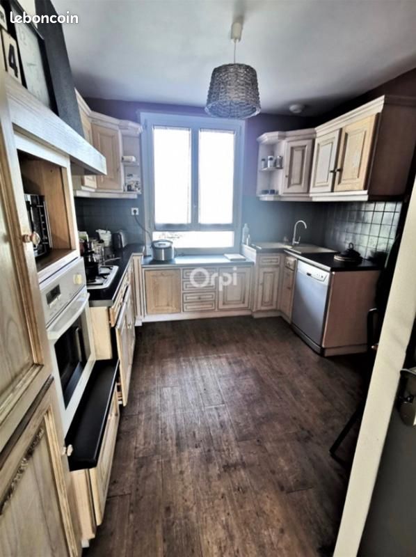 Appartement 1 pièce 130 m² - Poitiers 86000 (image principale 1)
