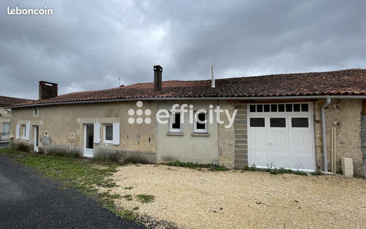 Maison 2 pièces 56 m² · à Savigné · 56 m² · 34 900 €
