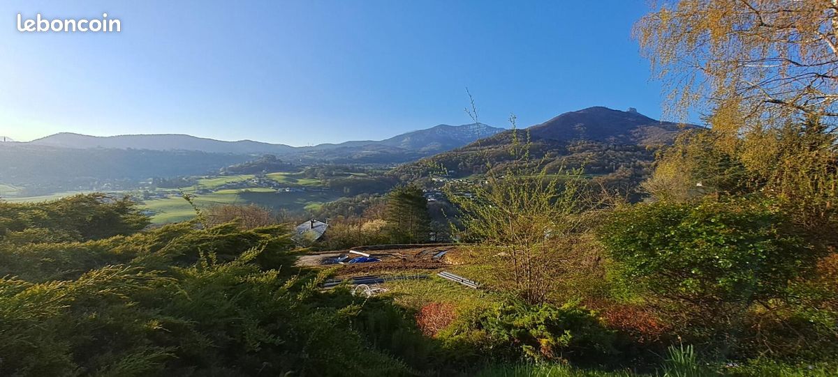 Terrain 1 035 m² Vimines · 275 600 €