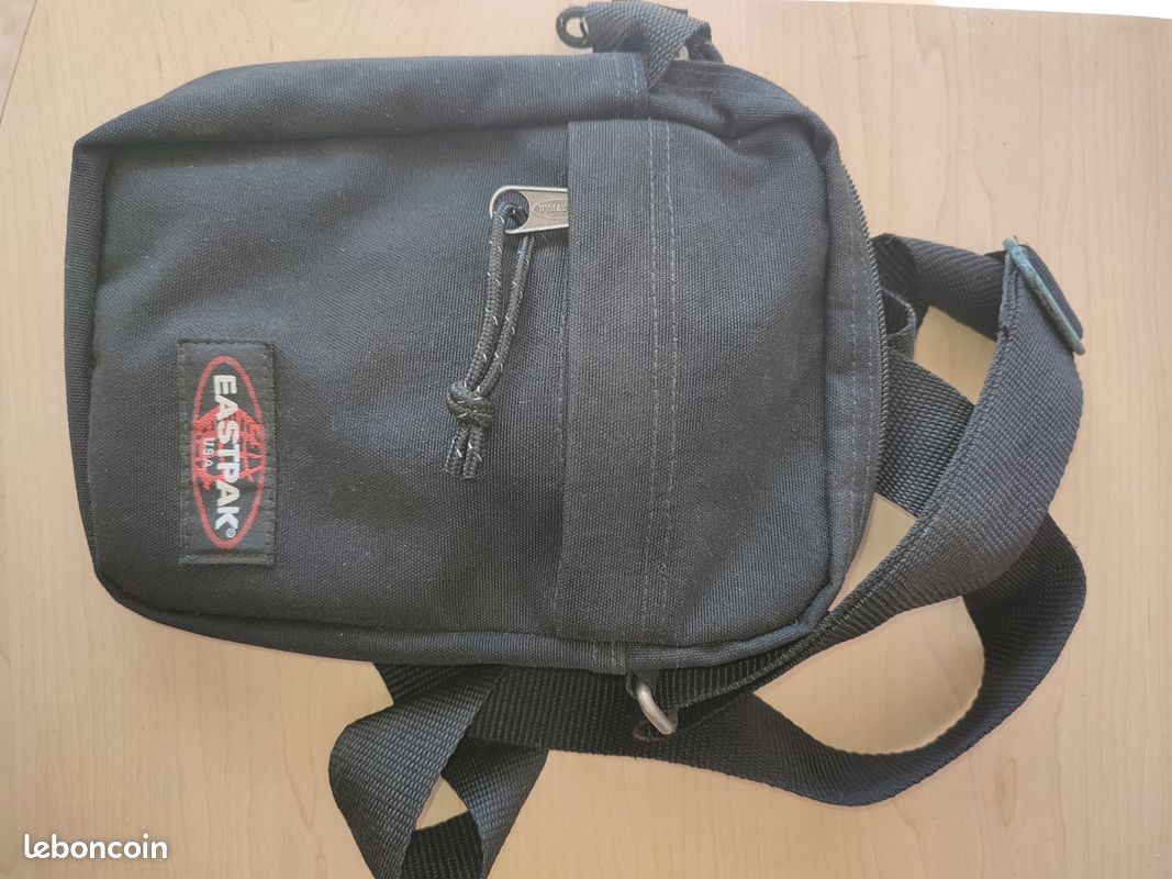 Pochette Eastpak (image 1)