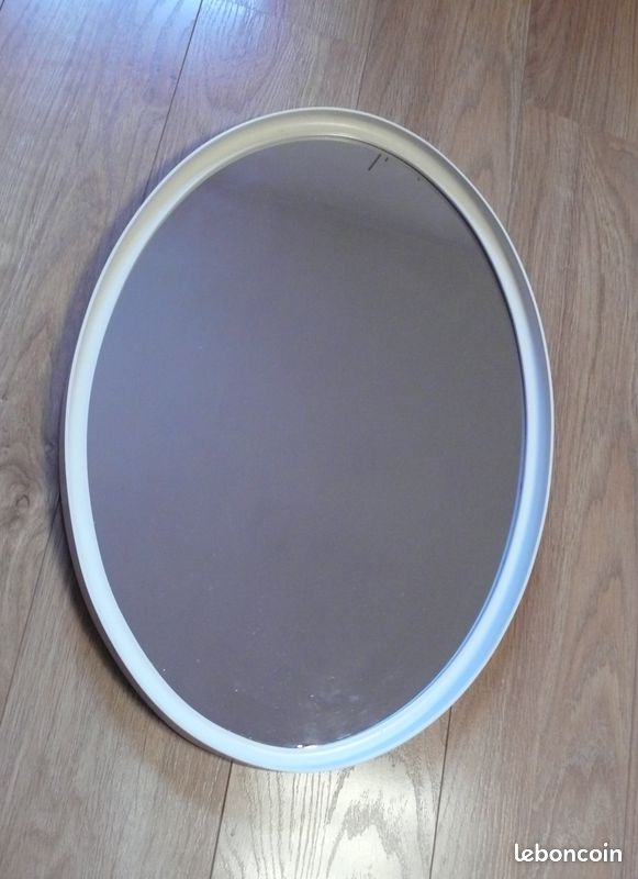 Grand miroir ovale vintage années 70 (image 2)