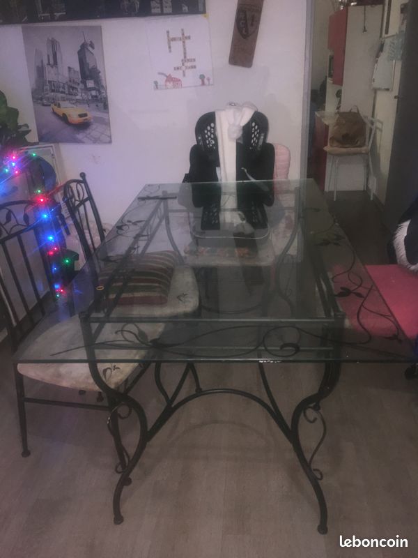 Table à manger (image 1)