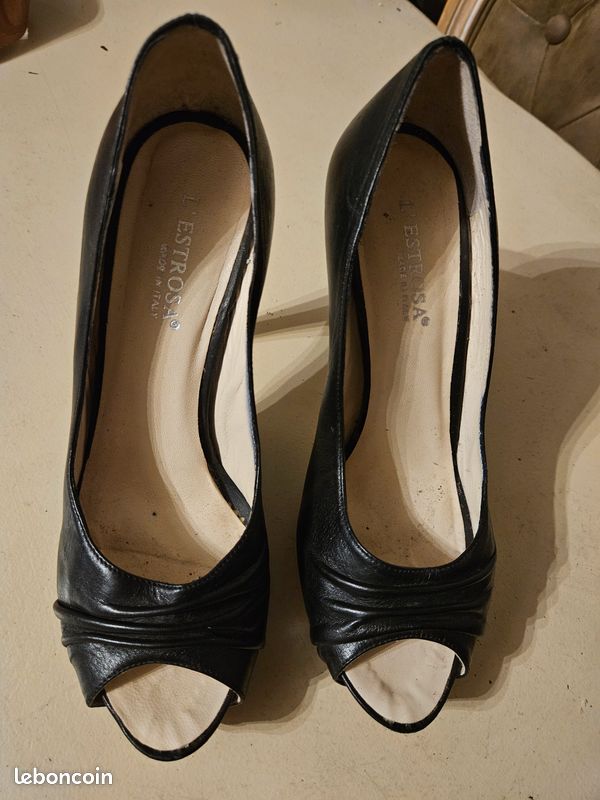 Superbes escarpins tout cuir (image 1)