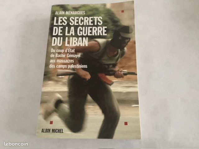 Livre broché Les secrets de la guerre du liban Alain Ménargues (image 1)