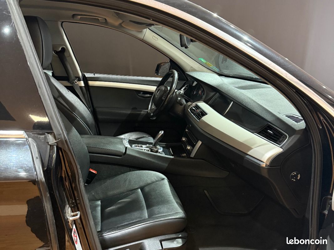 BMW SERIE 5 TOURING F11 530d xDrive 258ch Luxe A (image 21)