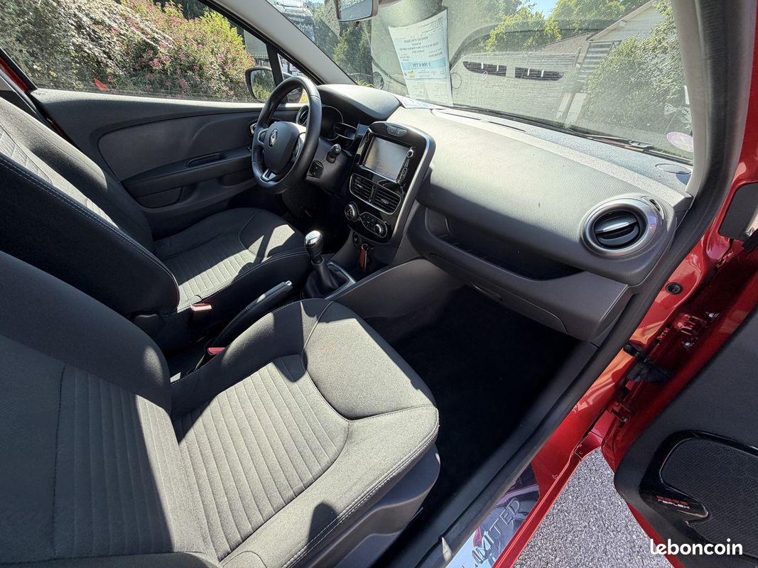 Renault CLIO IV 0.9 TCE 90CH ENERGY LIMITED EURO6 2015 (image 16)