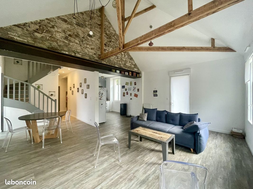 Maison 5 pièces 97 m² · à Saint-Étienne-de-Montluc · 97 m² · 365 750 €