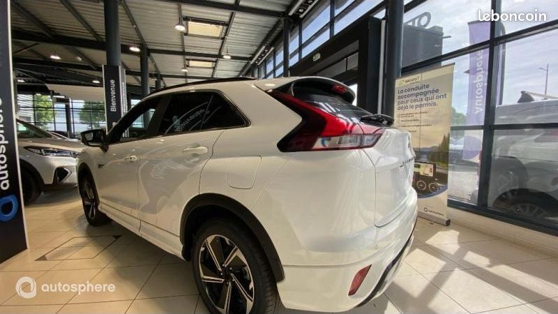 Mitsubishi Eclipse Cross 2.4 MIVEC PHEV 188ch Intense 4WD (image 7)