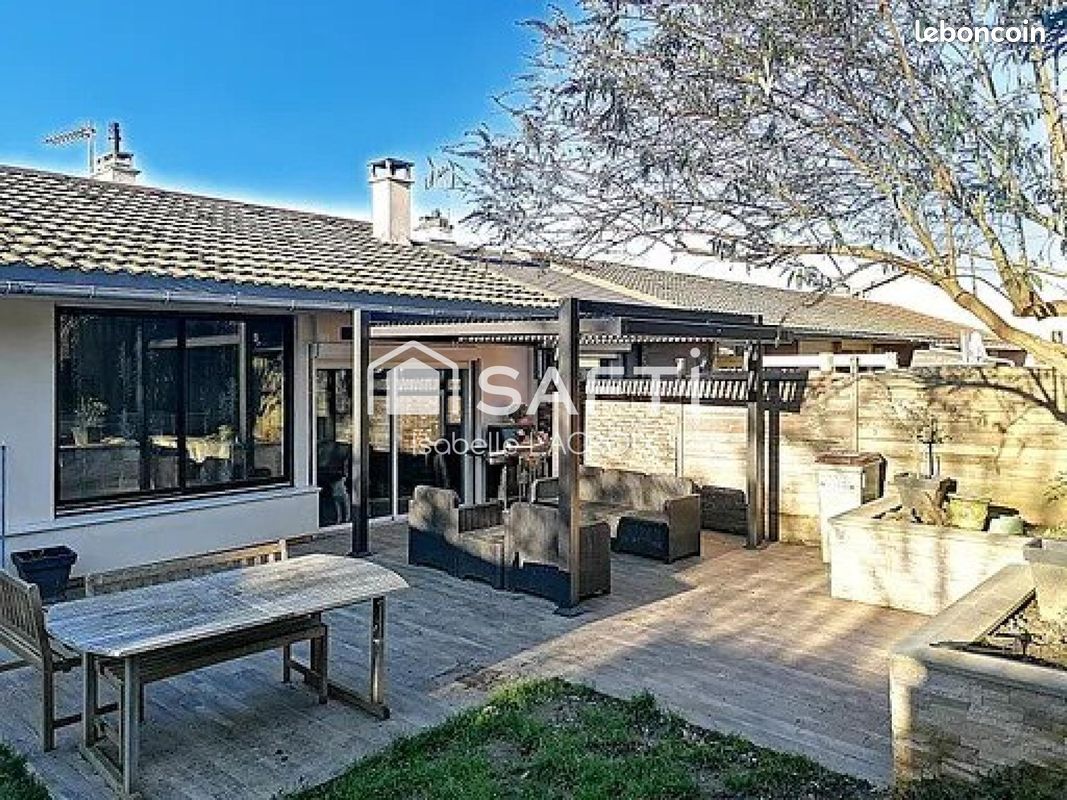 Maison 4 pièces 113 m² · à Brie-Comte-Robert · 113 m² · 385 000 €