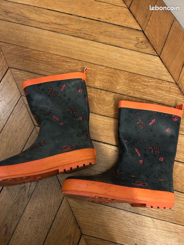 Botte de pluie DPAM garçon ou fille taille 33 Chaussures