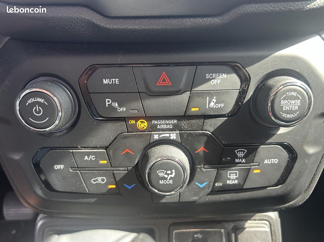 JEEP RENEGADE 1.3 GSE T4 - 150 - BVR 4x2 Limited - CAMERA DE RECUL- BOITE AUTO- ENTRETIENS CONCESSIONS (image 20)
