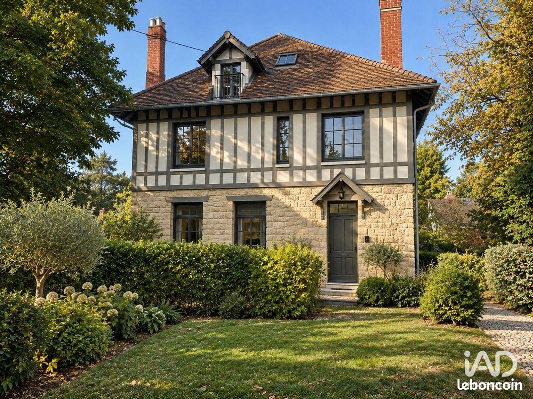 Maison 7 pièces 194 m² · à Vaucresson · 194 m² · 1 395 000 €