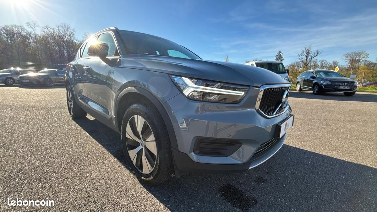 Volvo XC40 BUSINESS T2 129 ch Geartronic 8 Momentum (image 30)