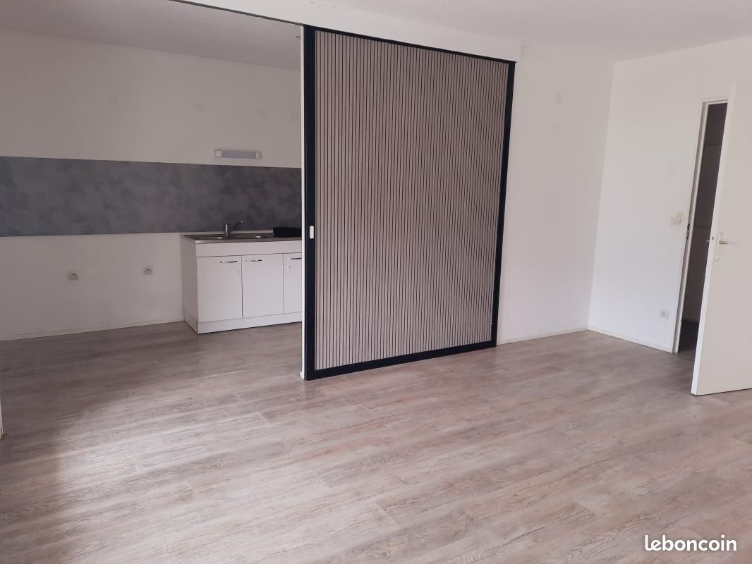 Appartement a louer echirolles - 3 pièce(s) - 89 m2 - Surfyn